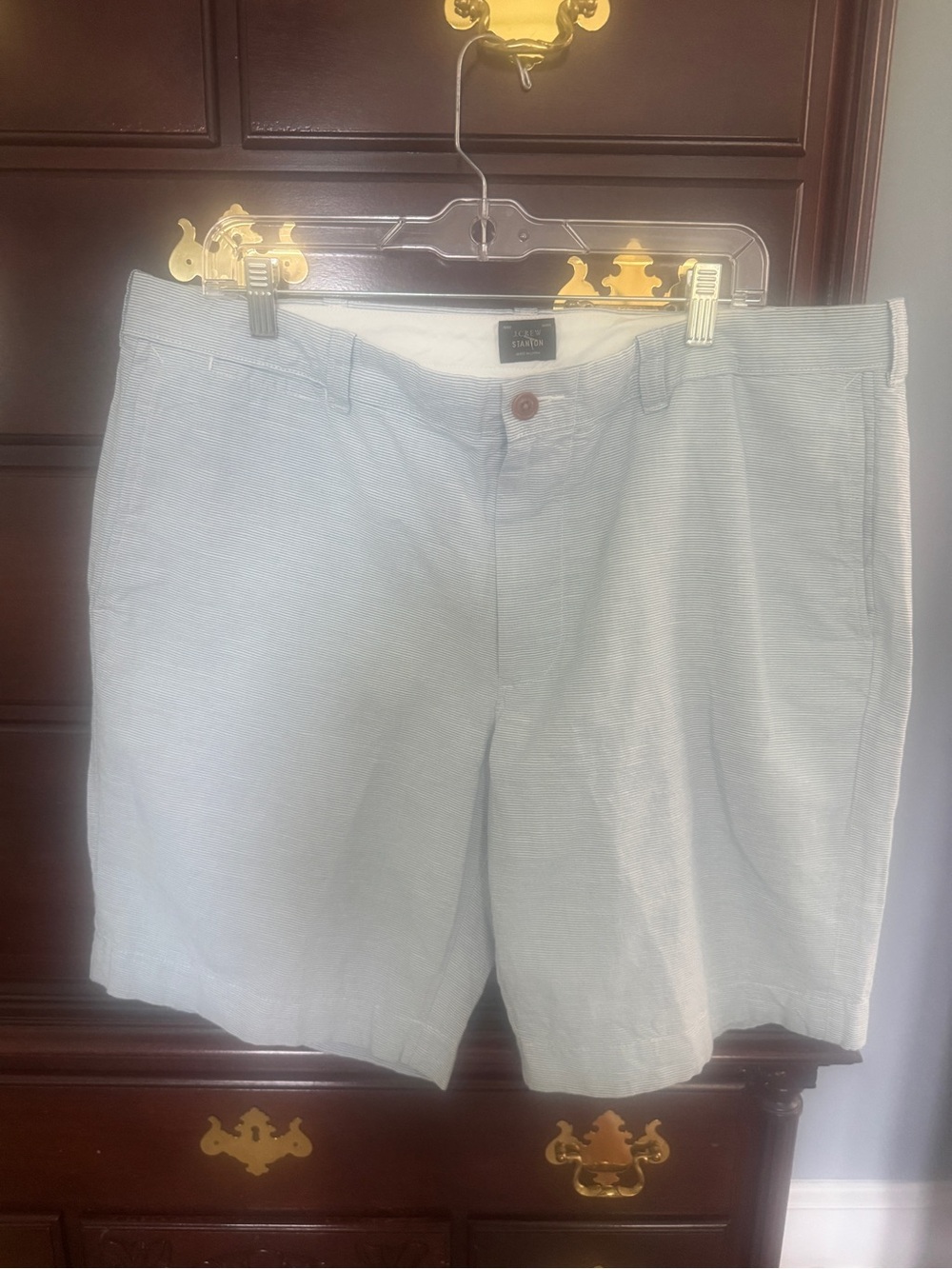 J. Crew Seersucker Light Blue pinstripe Men’s Shorts 38